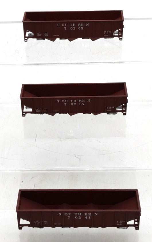Roundhouse 8603 N Southern 40' 3-Bay Ribbed Sided Hoppers #70263,70257,70241 [3] NIB