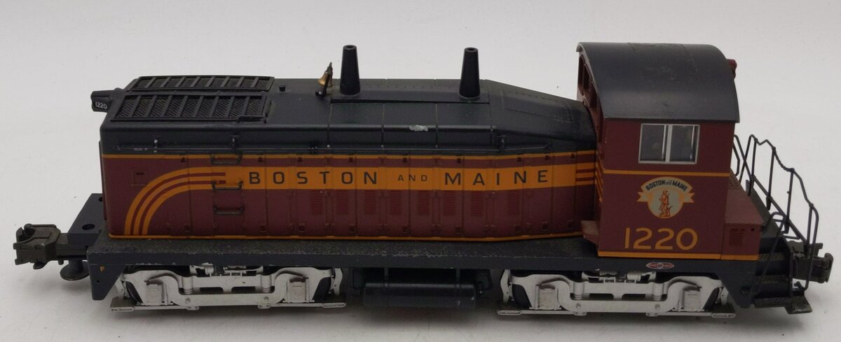 Atlas 6125-1 O Gauge Boston & Maine SW9 Diesel Locomotive #1220