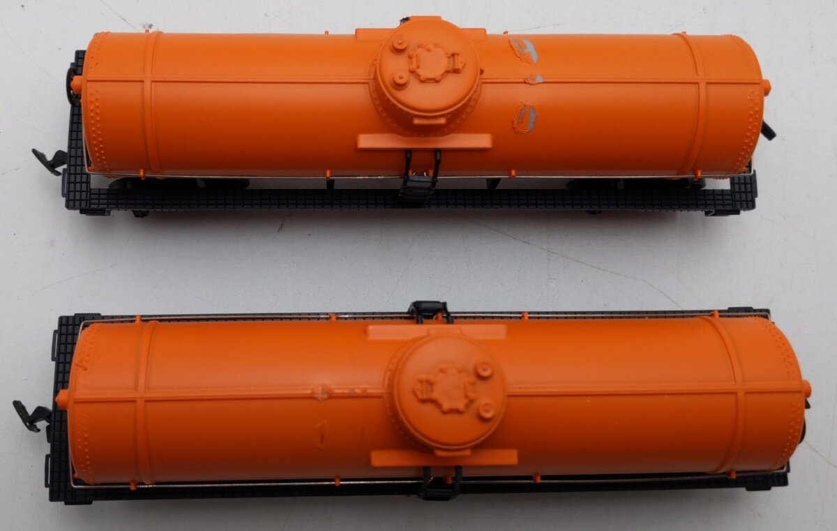 Bachmann 43-1001-34 HO Scale Shell 42' 3-Dome Tank Cars #1245 [3] EX/Box