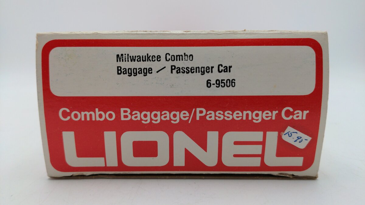 Lionel 6-9506 O Gauge Milwaukee Road Combine Car EX/Box