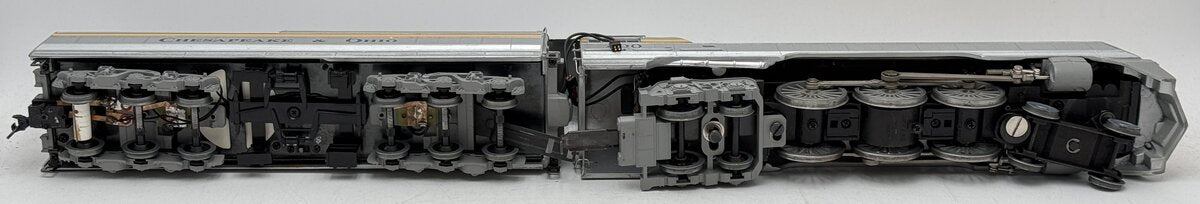 Lionel 6-18043 O Scale 2-Rail Chesapeake & Ohio Streamlined Hudson & Tender #490 VG