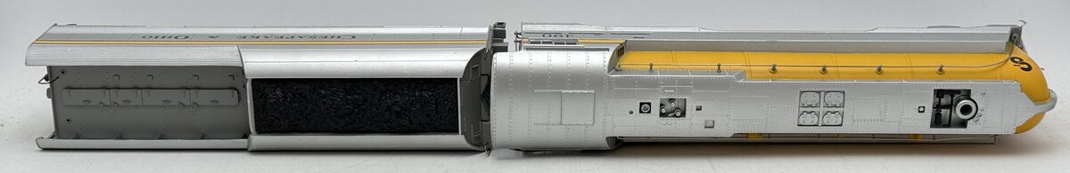 Lionel 6-18043 O Scale 2-Rail Chesapeake & Ohio Streamlined Hudson & Tender #490 VG