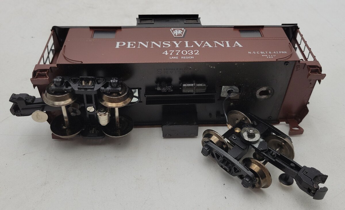 Williams 477032 O Gauge Brass Pennsylvania Lighted Caboose 3-Rail VG/Box