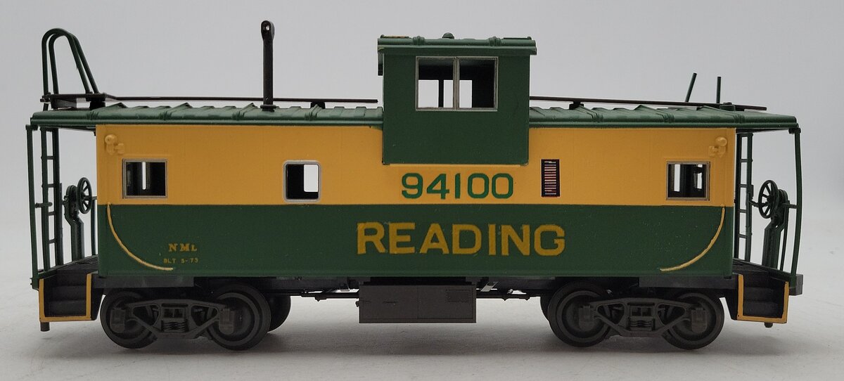 Atlas 6604-4 O Gauge Reading EV Caboose #94100 (3 Rail) EX