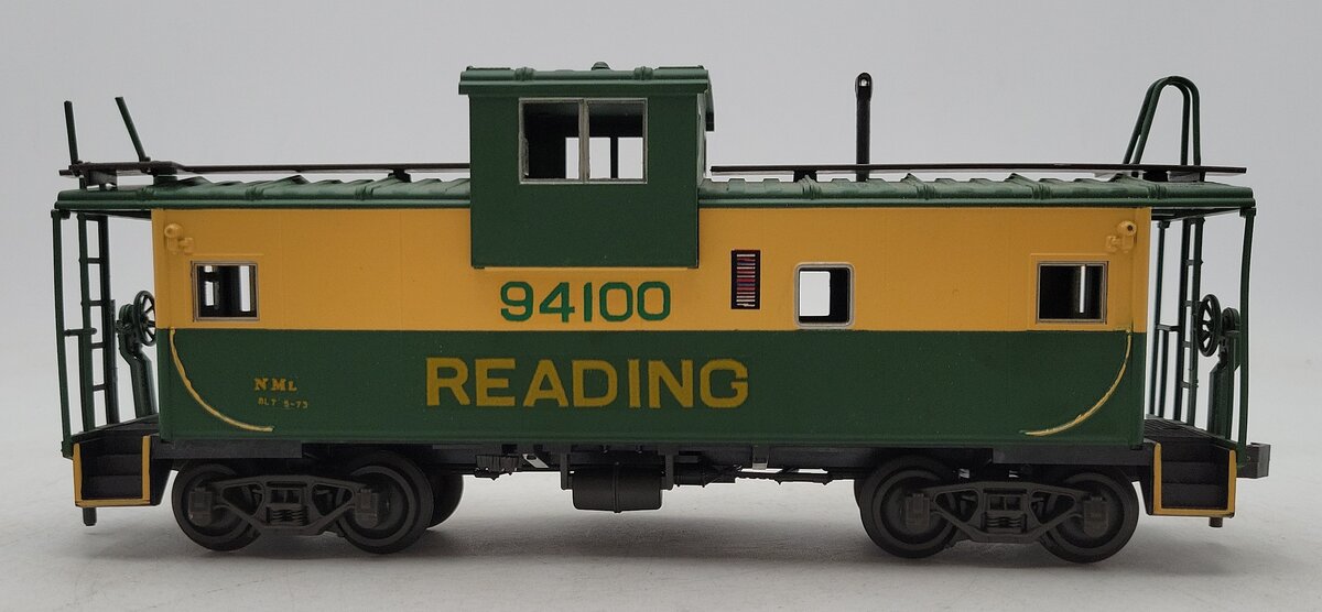 Atlas 6604-4 O Gauge Reading EV Caboose #94100 (3 Rail) EX