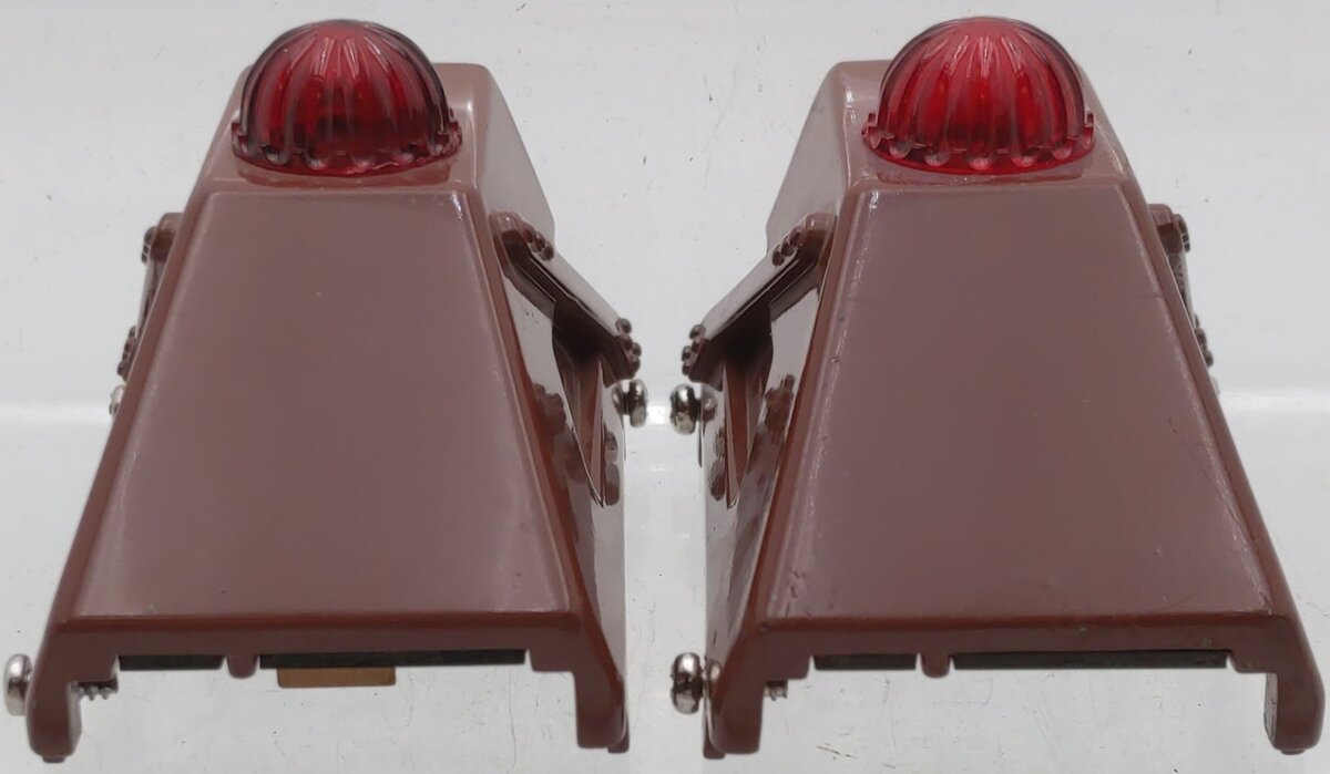 Lionel 6-62283 O and 0-27 Scale Diecast Metal Illuminated Bumpers (Box of 2) LN/Box