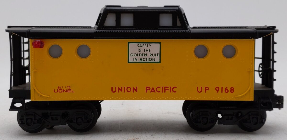 Lionel 6-9168 O Gauge Union Pacific Lighted Center Cupola Caboose EX