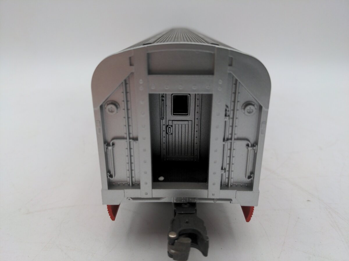 Lionel 6-9592 O Gauge Southern Pacific Daylight Aluminum Passenger Car EX/Box