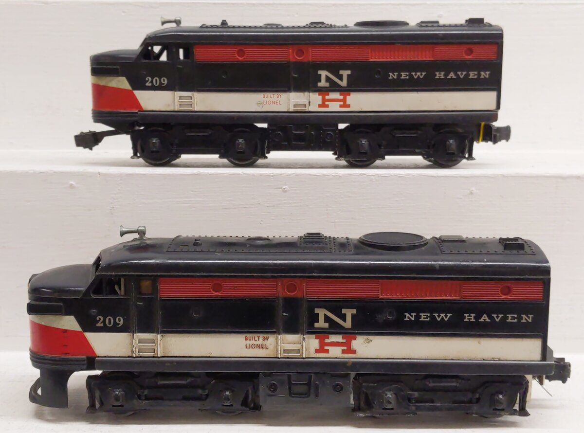 Lionel 209 Vintage O New Haven Alco AA Diesel Locomotive Set