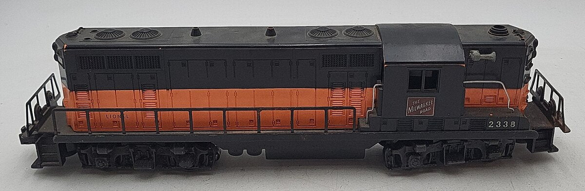 Lionel 2338 Vintage O Gauge Milwaukee Road Powered GP-7 Diesel Locomotive VG