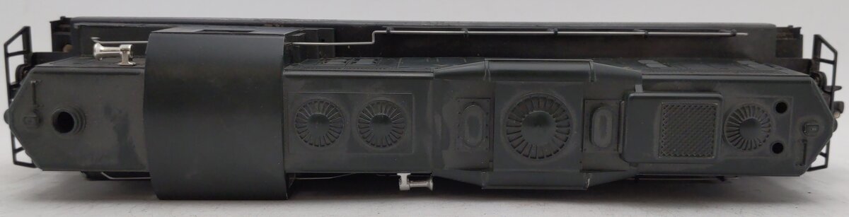 Lionel 6-8357 O Pennsylvania GP9 Diesel Locomotive #8357 VG