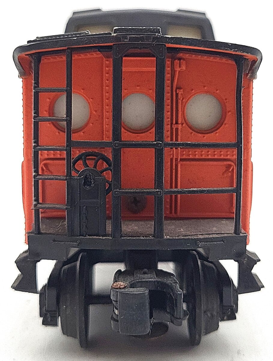 Lionel 6-9161 O Gauge Canadian National Caboose VG/Box