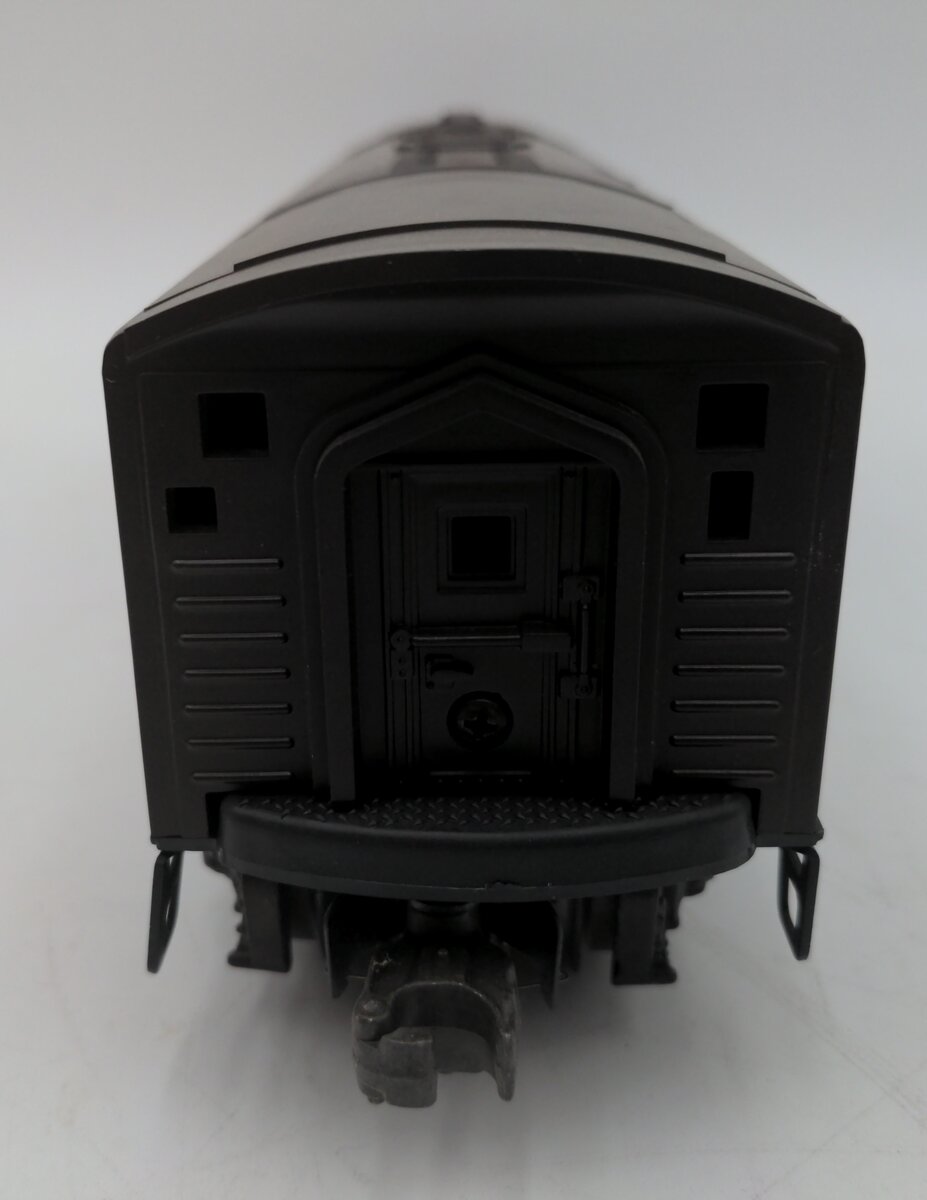 Lionel 6-8581 O Gauge Illinois Central F3 Dummy B Unit Diesel Locomotive EX/Box