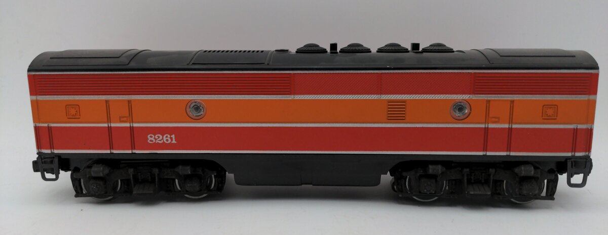 Lionel 6-8261 O SP Daylight F3 Non-Powered B-Unit Diesel Locomotive w/Sound EX/Box