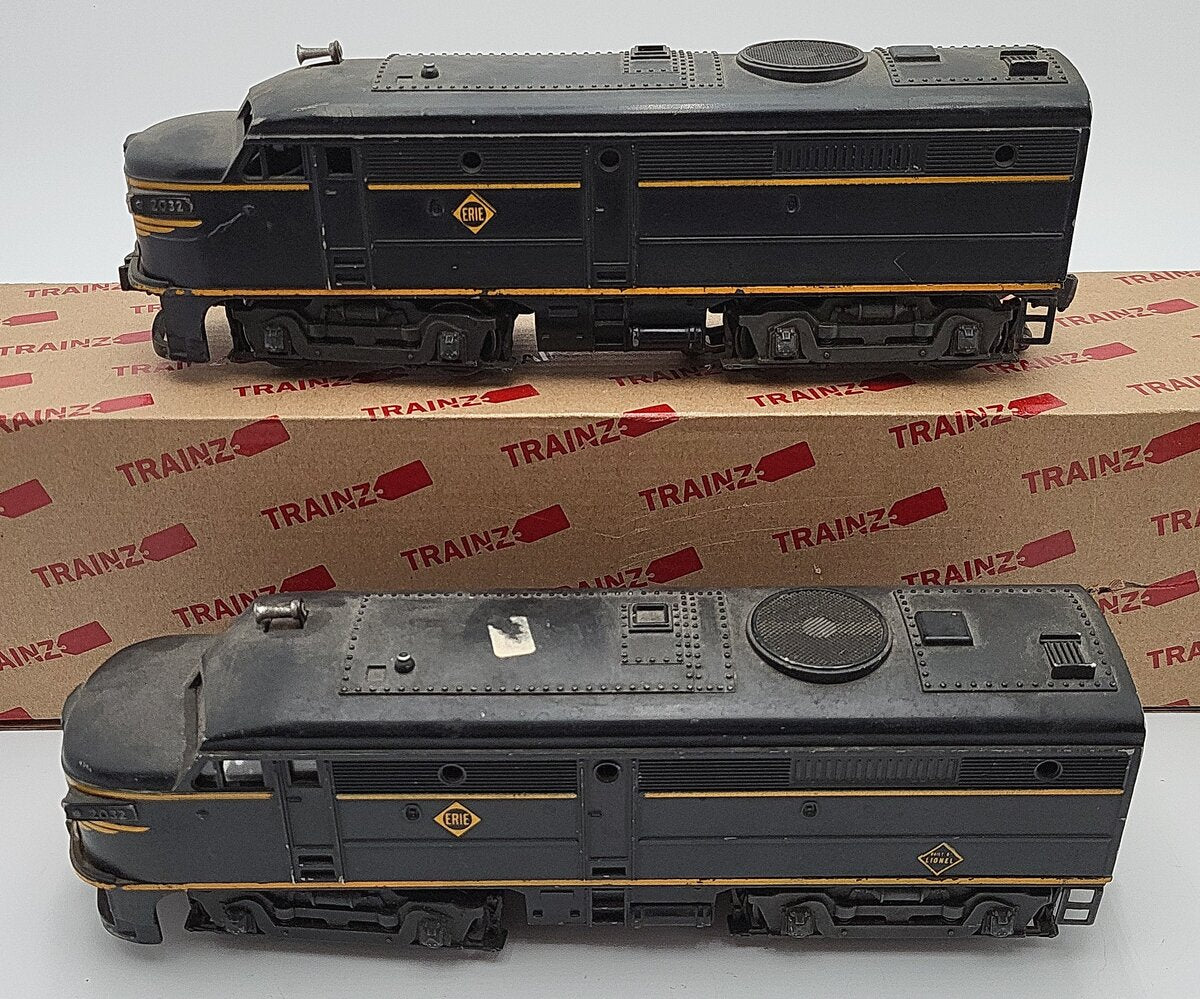 Lionel 2032 Vintage O Gauge Erie Alco AA Diesel Locomotive Set VG
