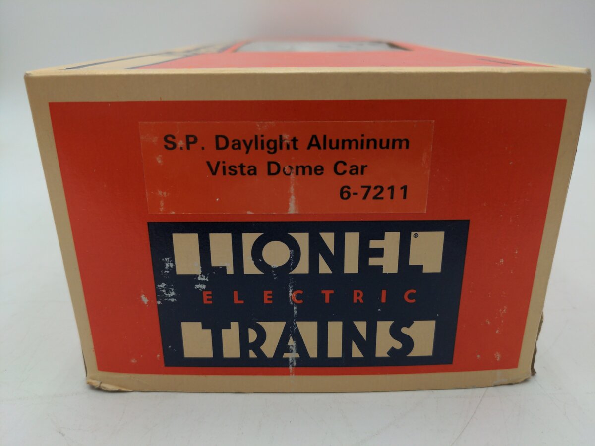 Lionel 6-7211 O Gauge Southern Pacific Daylight Aluminum Vista Dome Car EX/Box