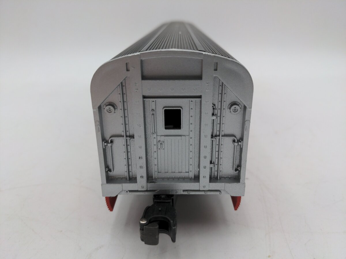 Lionel 6-9589 O Gauge Southern Pacific Daylight Aluminum Baggage Car EX/Box