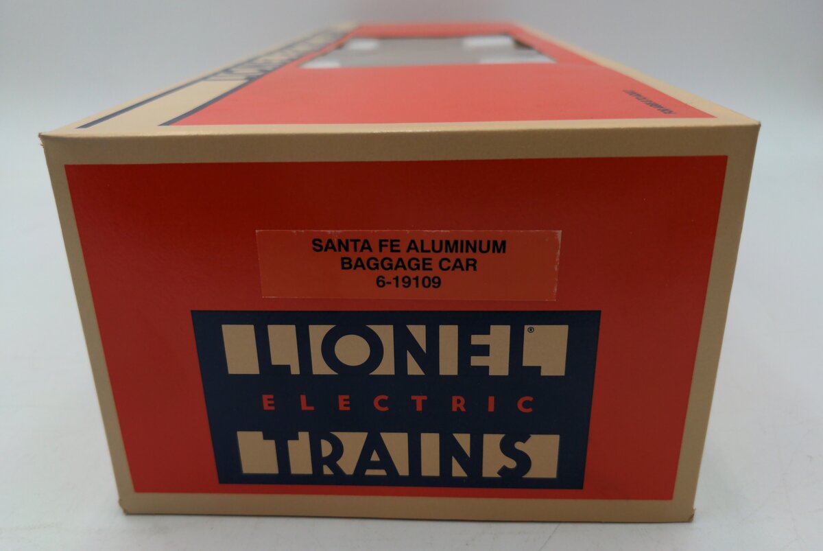 Lionel 6-19109 O Gauge Santa Fe Aluminum Baggage Car #3400 EX/Box