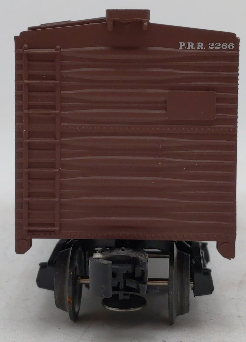 KMT 2 O Gauge Pennsylvania X-29 Boxcar #2266 VG