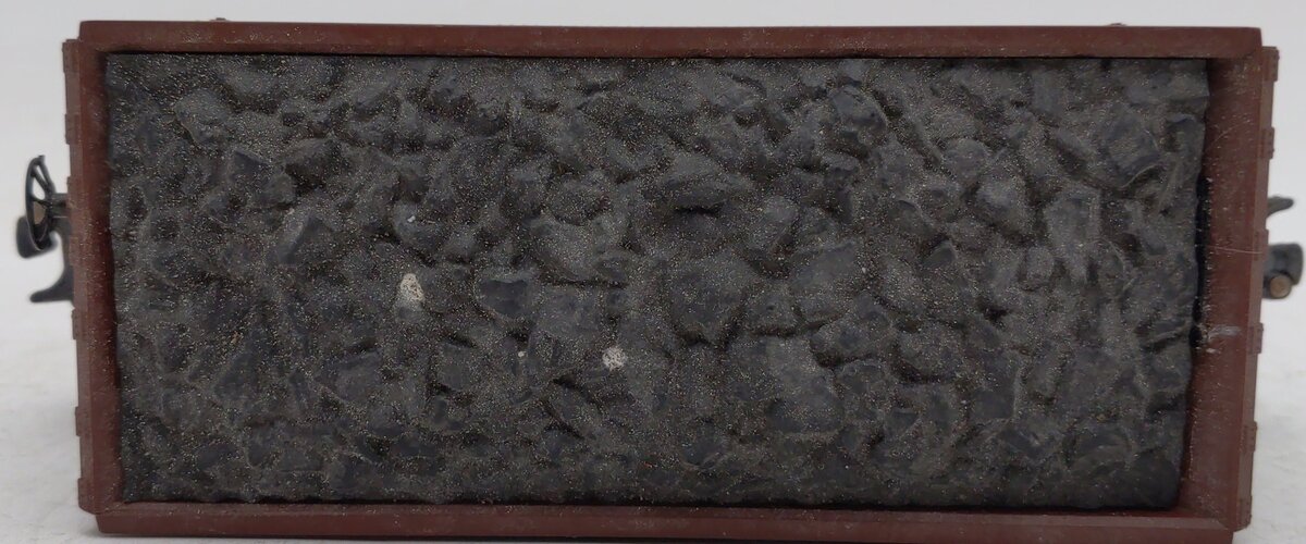 Lionel 6-19300 O Gauge Pennsylvania Ore Car w/Ore Load EX