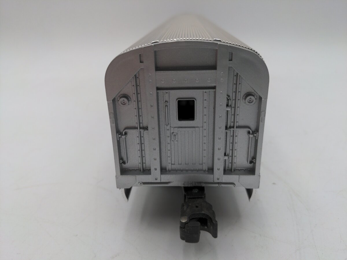 Lionel 6-19100 O Gauge Amtrak Aluminum Baggage Passenger Car #9100 EX/Box