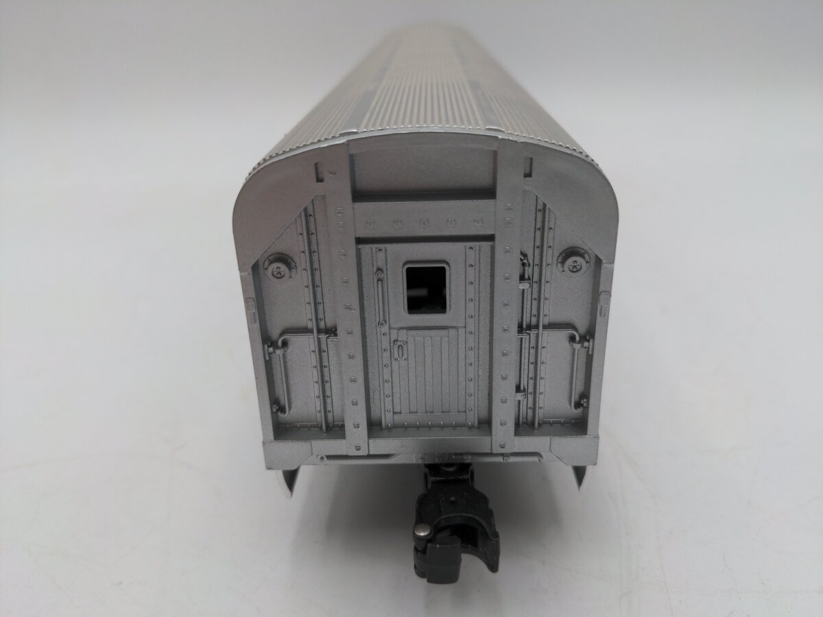 Lionel 6-19100 O Gauge Amtrak Aluminum Baggage Passenger Car #9100 EX/Box