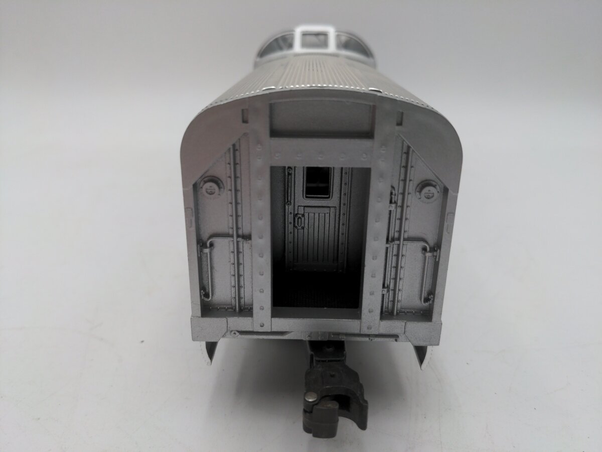 Lionel 6-19103 O Gauge Amtrak Aluminum Vista Dome Passenger Car #9103 EX/Box
