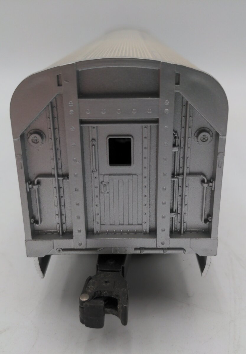 Lionel 6-19104 O Gauge Amtrak Aluminum Dining Passenger Car #9104 EX/Box