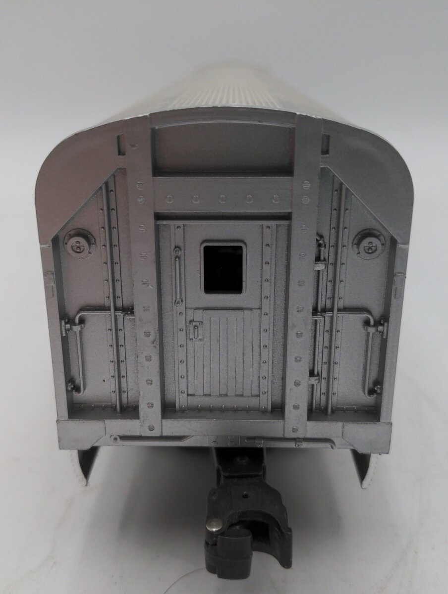 Lionel 6-19104 O Gauge Amtrak Aluminum Dining Passenger Car #9104 EX/Box