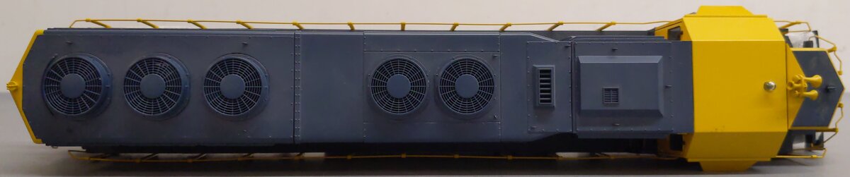 MTH 20-2914-3 Santa Fe SD45 Low Hood Non-Powered Diesel Engine #5540 EX/Box