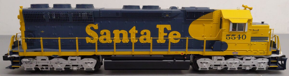 MTH 20-2914-3 Santa Fe SD45 Low Hood Non-Powered Diesel Engine #5540 EX/Box