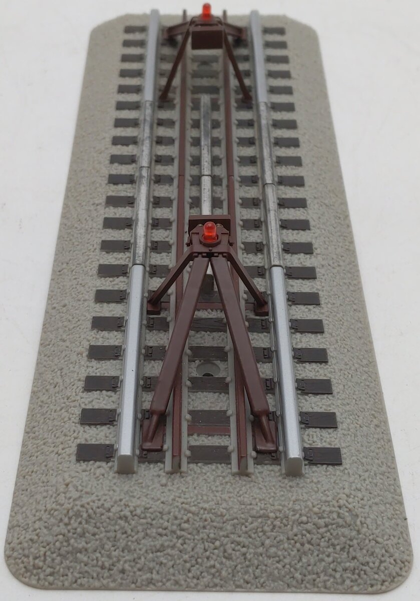 Lionel 6-12035 O Gauge FasTrack Lighted Bumpers (Pack of 2) EX/Box
