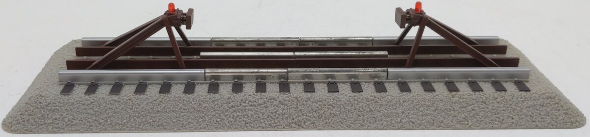 Lionel 6-12035 O Gauge FasTrack Lighted Bumpers (Pack of 2) EX/Box