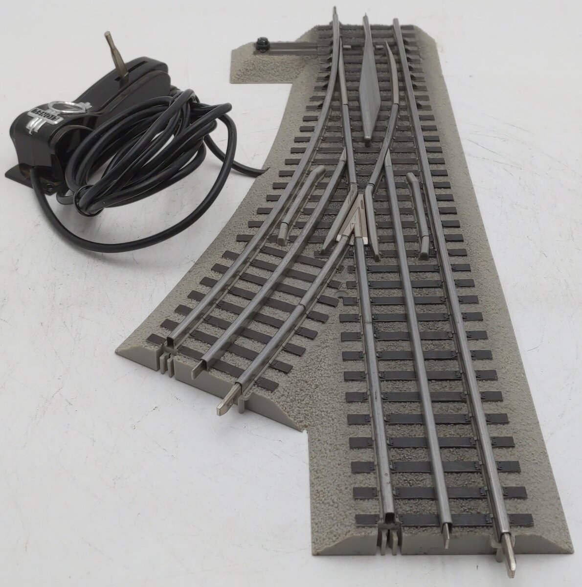 Lionel 6-16831 O48 FasTrack Command Control Right Hand Switch Turnout EX