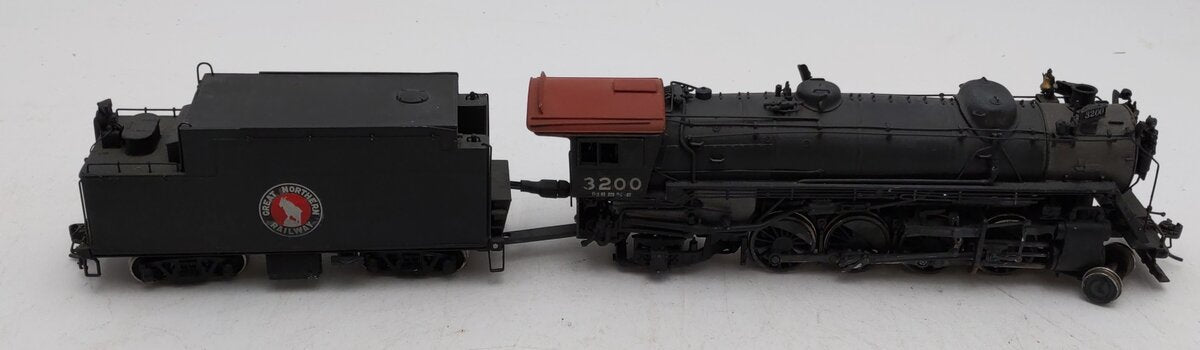 Tenshodo 3200 HO Great Northern Railway Locomotive w/ Tender #3200 w/ DCC