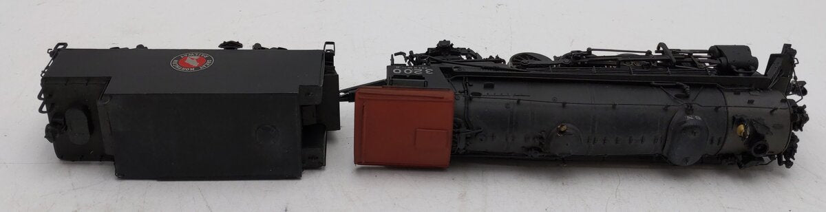 Tenshodo 3200 HO Great Northern Railway Locomotive w/ Tender #3200 w/ DCC