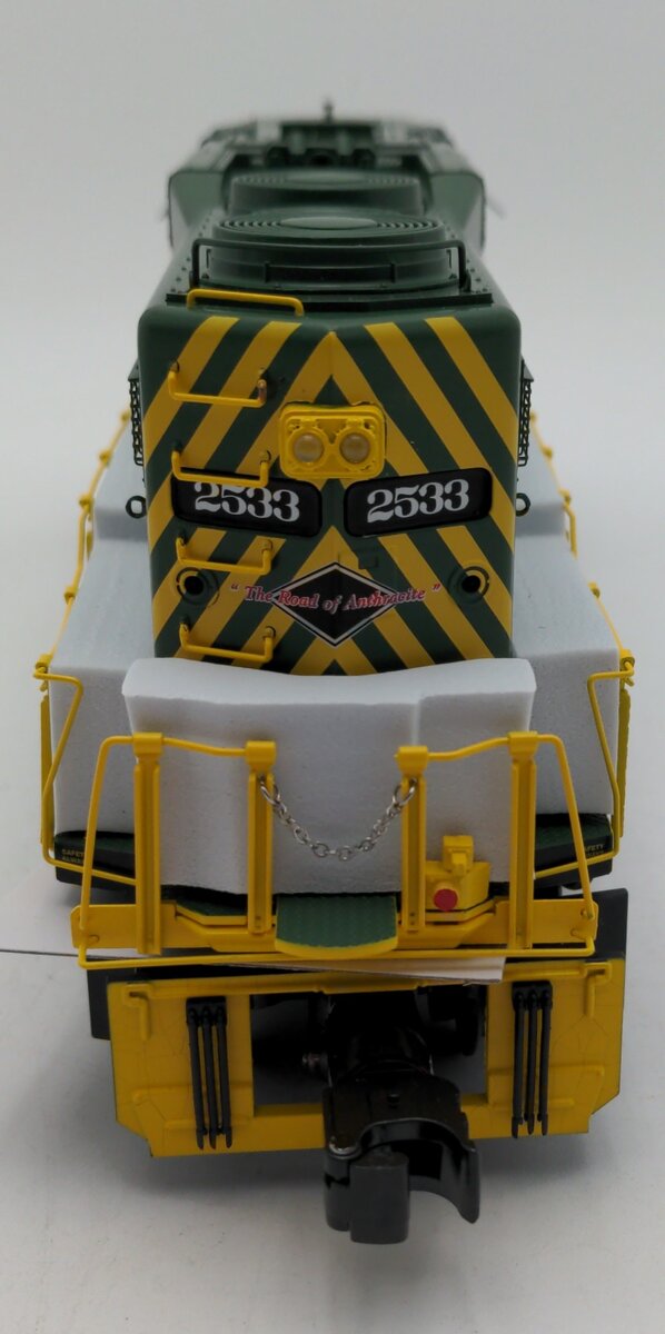 Lionel 2433950 O Gauge GRZ Custom Reading and Northern Legacy GP30 #2530 EX/Box