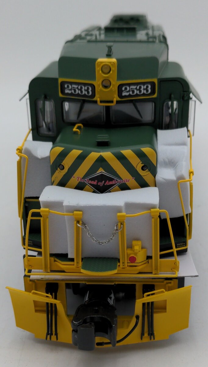 Lionel 2433950 O Gauge GRZ Custom Reading and Northern Legacy GP30 #2530 EX/Box