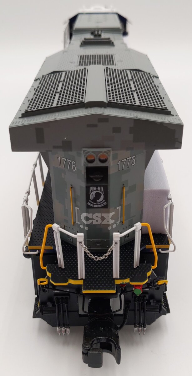 Lionel 2033620 O CSX ES44AC 