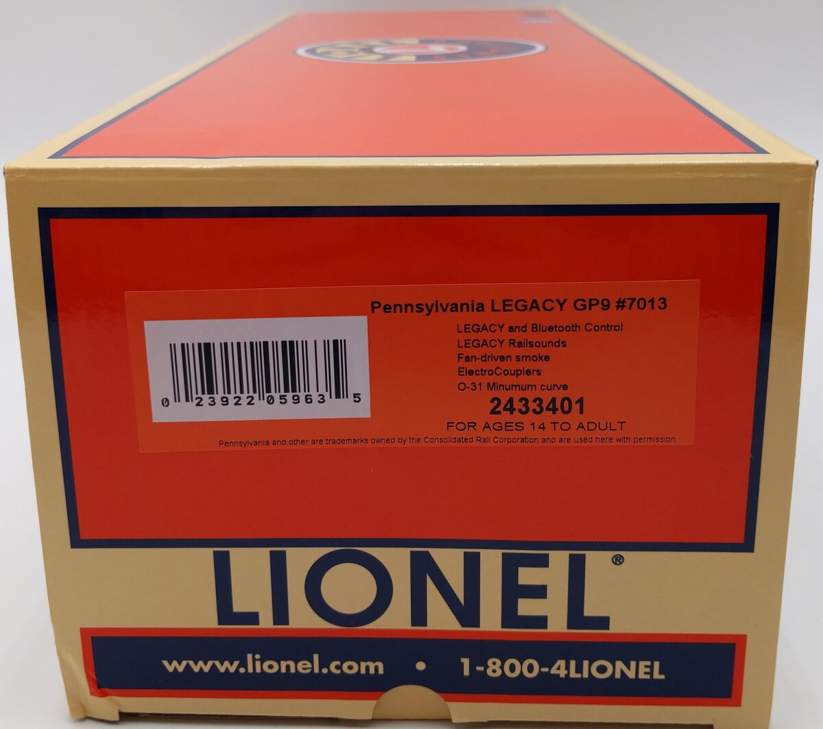 Lionel 2433401 O Pennsylvania Legacy GP9 Diesel Locomotive #7013