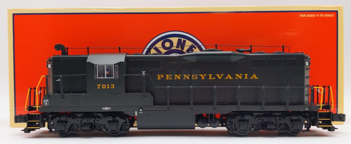 Lionel 2433401 O Pennsylvania Legacy GP9 Diesel Locomotive #7013