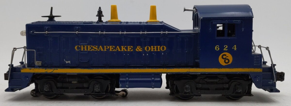 Lionel 624 Vintage O Chesapeake & Ohio NW-2 Powered Diesel Locomotive VG