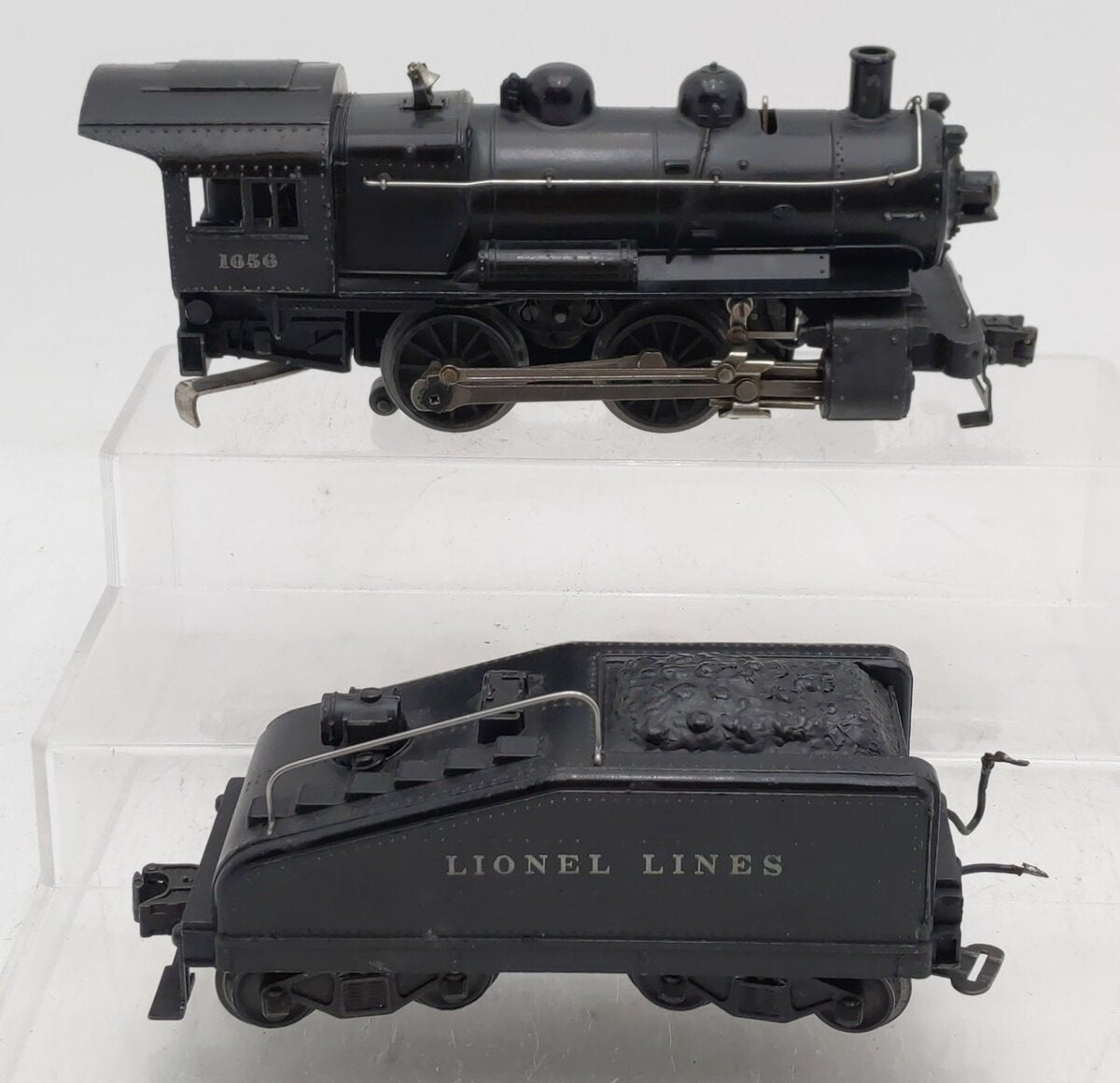 Lionel 1656 Vintage O Lionel Lines 0-4-0 Steam Locomotive & 6403B Tender w Bell VG