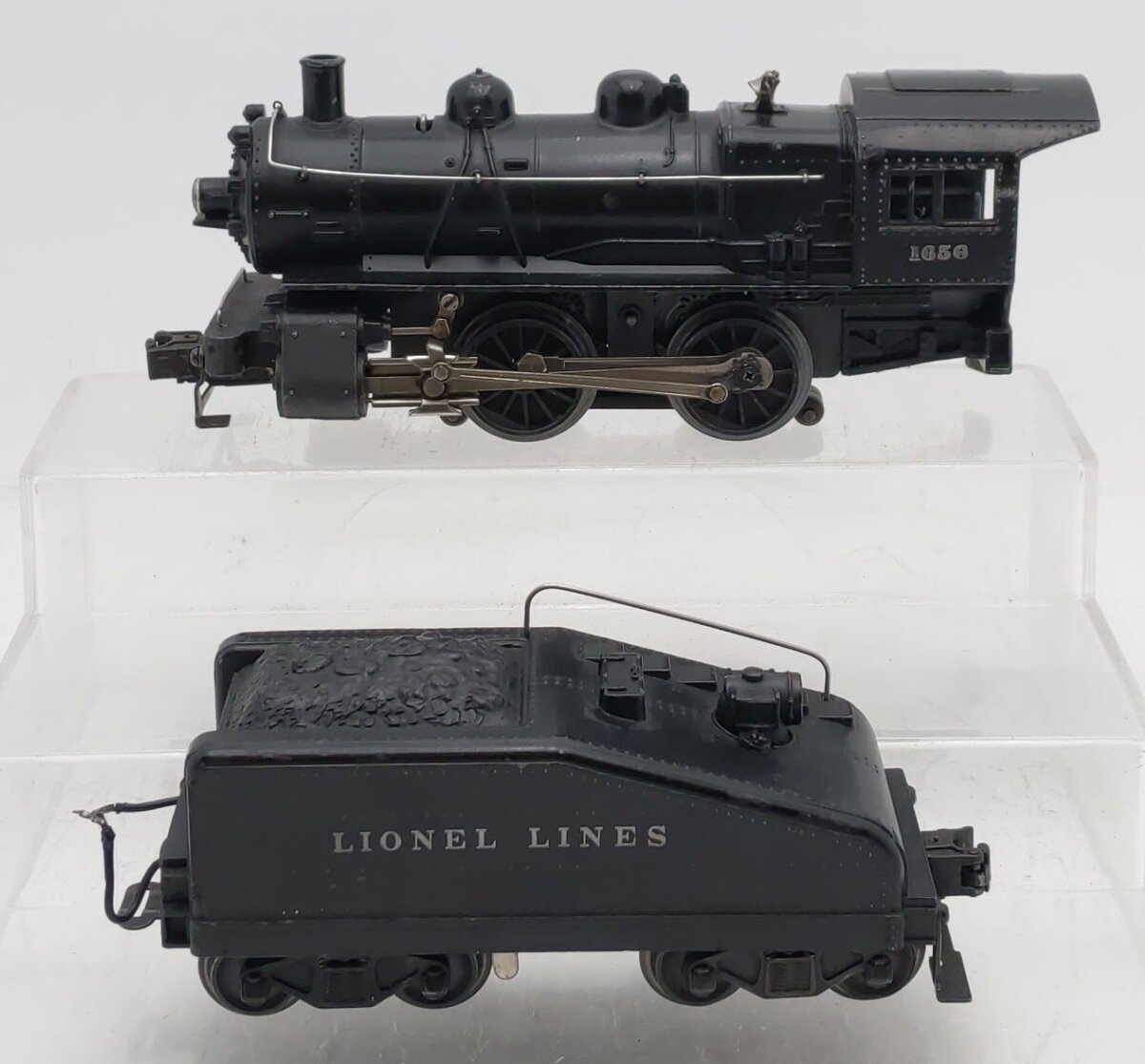 Lionel 1656 Vintage O Lionel Lines 0-4-0 Steam Locomotive & 6403B Tender w Bell VG