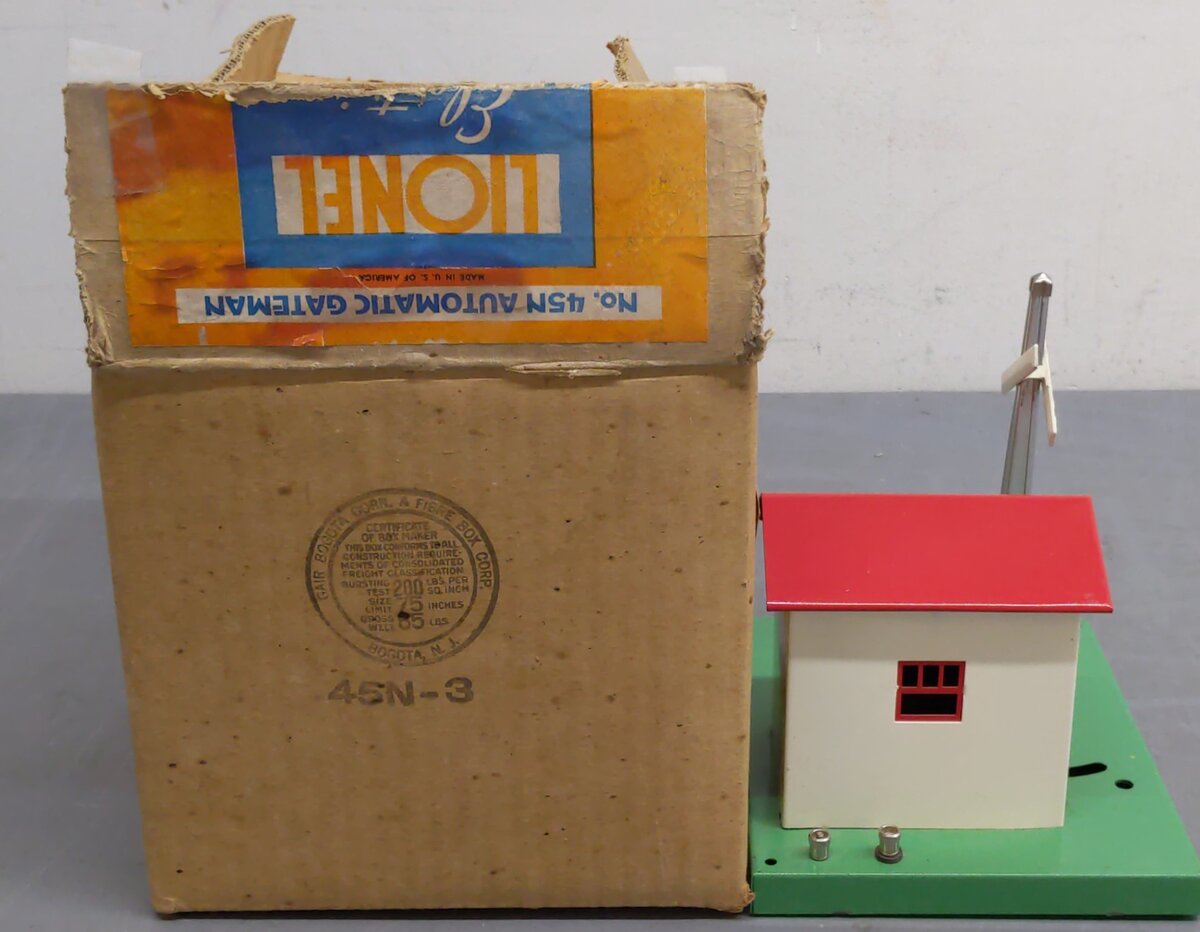 Lionel 45N Vintage O Postwar Metal Automatic Gateman EX/Box