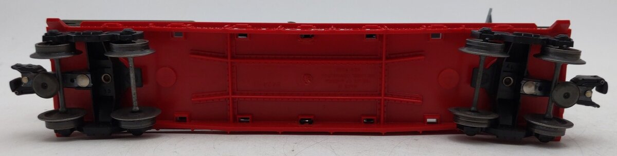 Lionel 6806 Vintage O Flatcar w/ USMC Radar Truck & Medical Box Truck EX