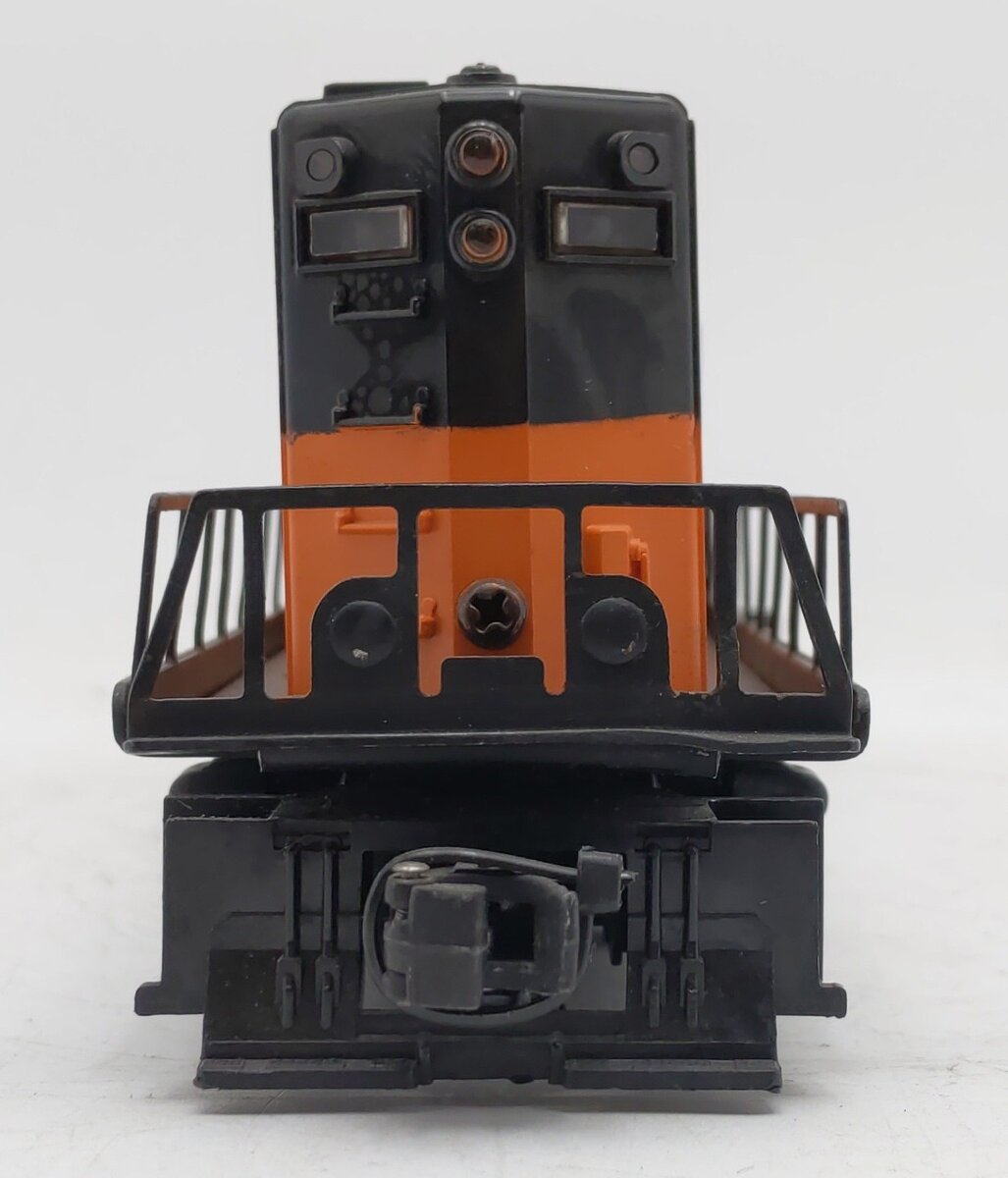 Lionel 2338 Vintage O Gauge Milwaukee Road Powered GP-7 Diesel Locomotive VG