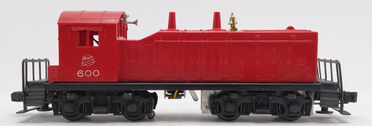 Lionel 600 Vintage O Missouri-Kansas-Texas NW-2 Powered Diesel Locomotive VG