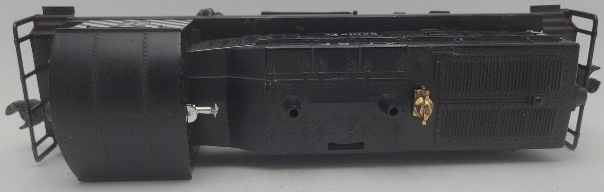 Lionel 616 Vintage O AT&SF NW-2 Powered Diesel Locomotive VG