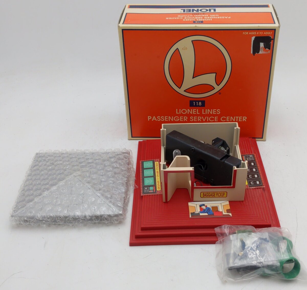 Lionel 6-12962 O Gauge Passenger Service Center with Operating Whistle EX/Box